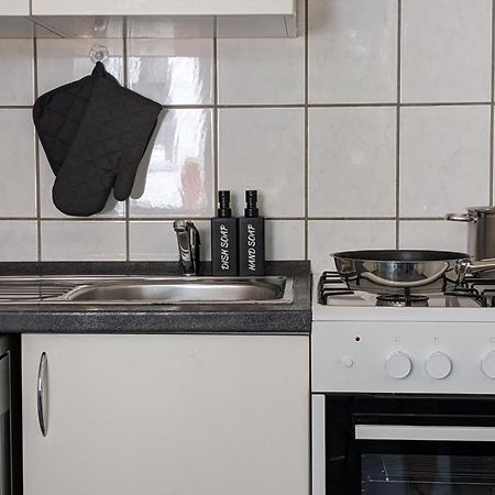 Tt Living Apartments Bonitas & Divinitas I 2 Schlafzimmer I Kueche I Vollbad I Waschmaschine Rellingen Esterno foto