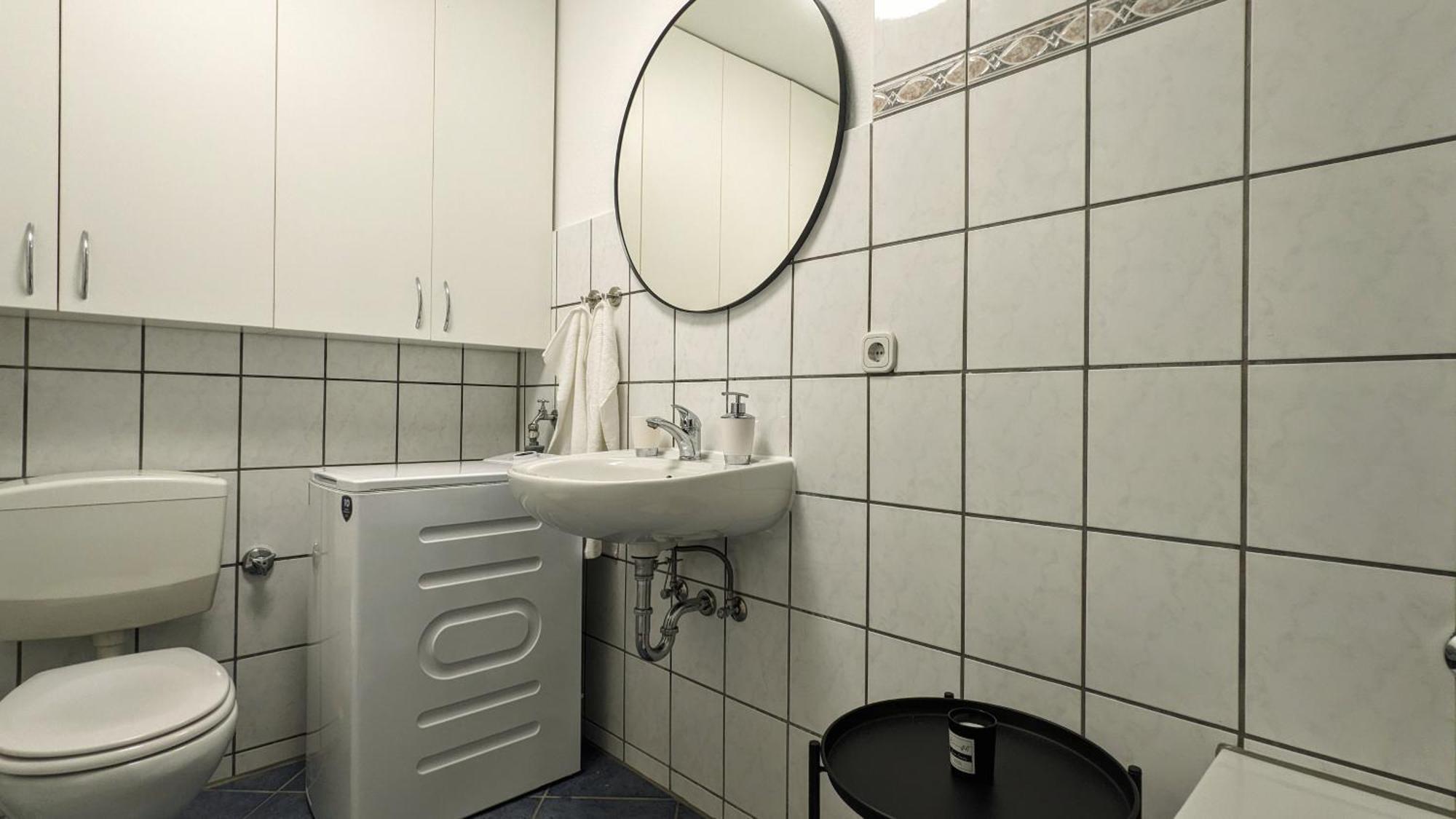 Tt Living Apartments Bonitas & Divinitas I 2 Schlafzimmer I Kueche I Vollbad I Waschmaschine Rellingen Esterno foto