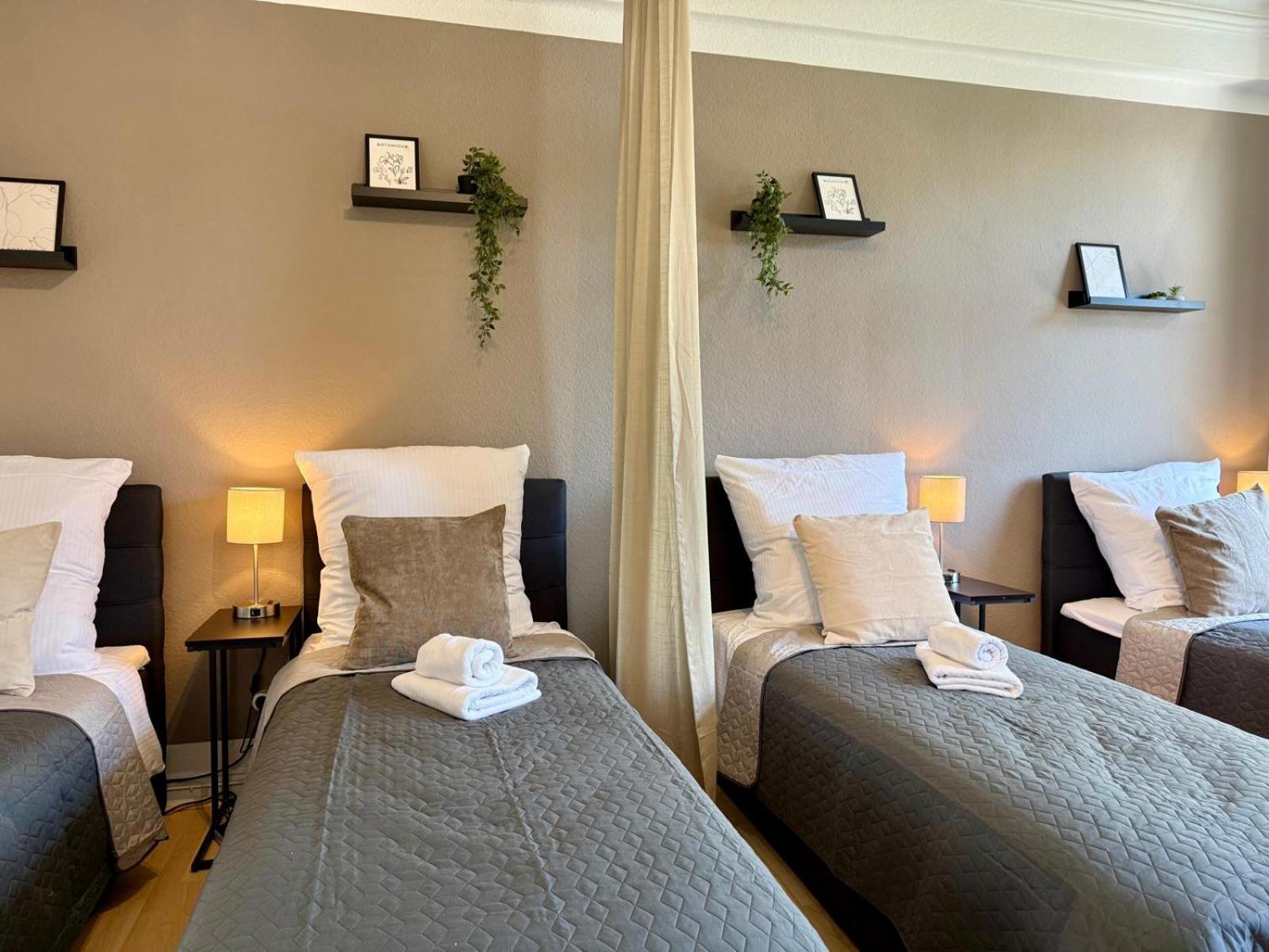Tt Living Apartments Bonitas & Divinitas I 2 Schlafzimmer I Kueche I Vollbad I Waschmaschine Rellingen Esterno foto