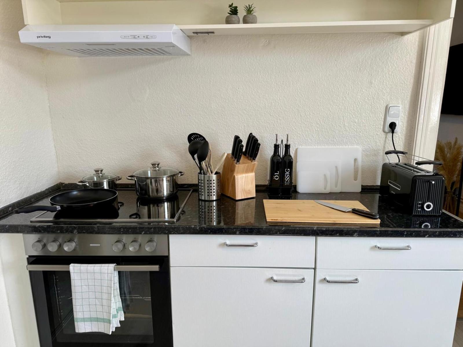 Tt Living Apartments Bonitas & Divinitas I 2 Schlafzimmer I Kueche I Vollbad I Waschmaschine Rellingen Esterno foto