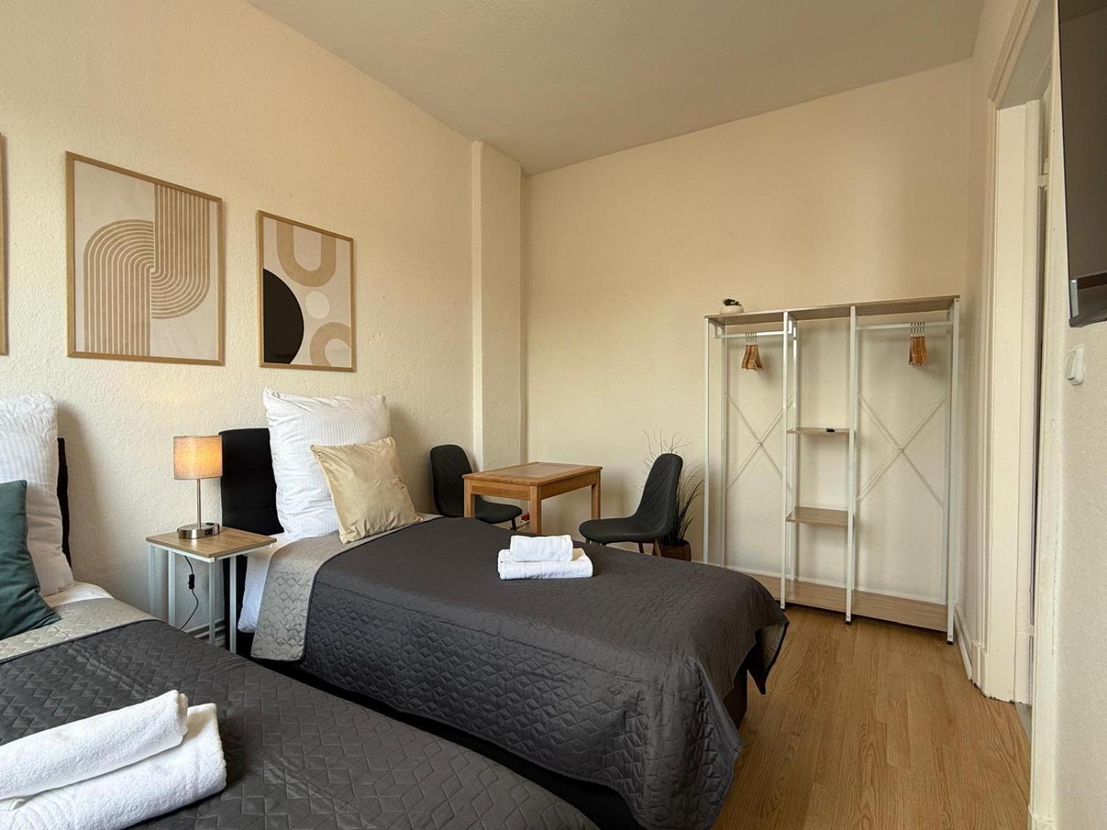 Tt Living Apartments Bonitas & Divinitas I 2 Schlafzimmer I Kueche I Vollbad I Waschmaschine Rellingen Esterno foto
